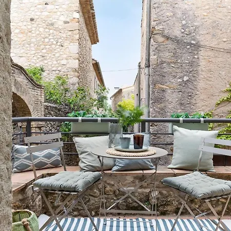 Charming Stone House Near Retreat Vilaur