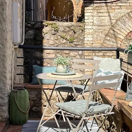 Charming Stone House Near Retreat * Vilaur